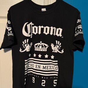 Corona Hecho En Mexico La Cerveza Mas Fina Graphic Tee - Beer T-Shirt Y2K